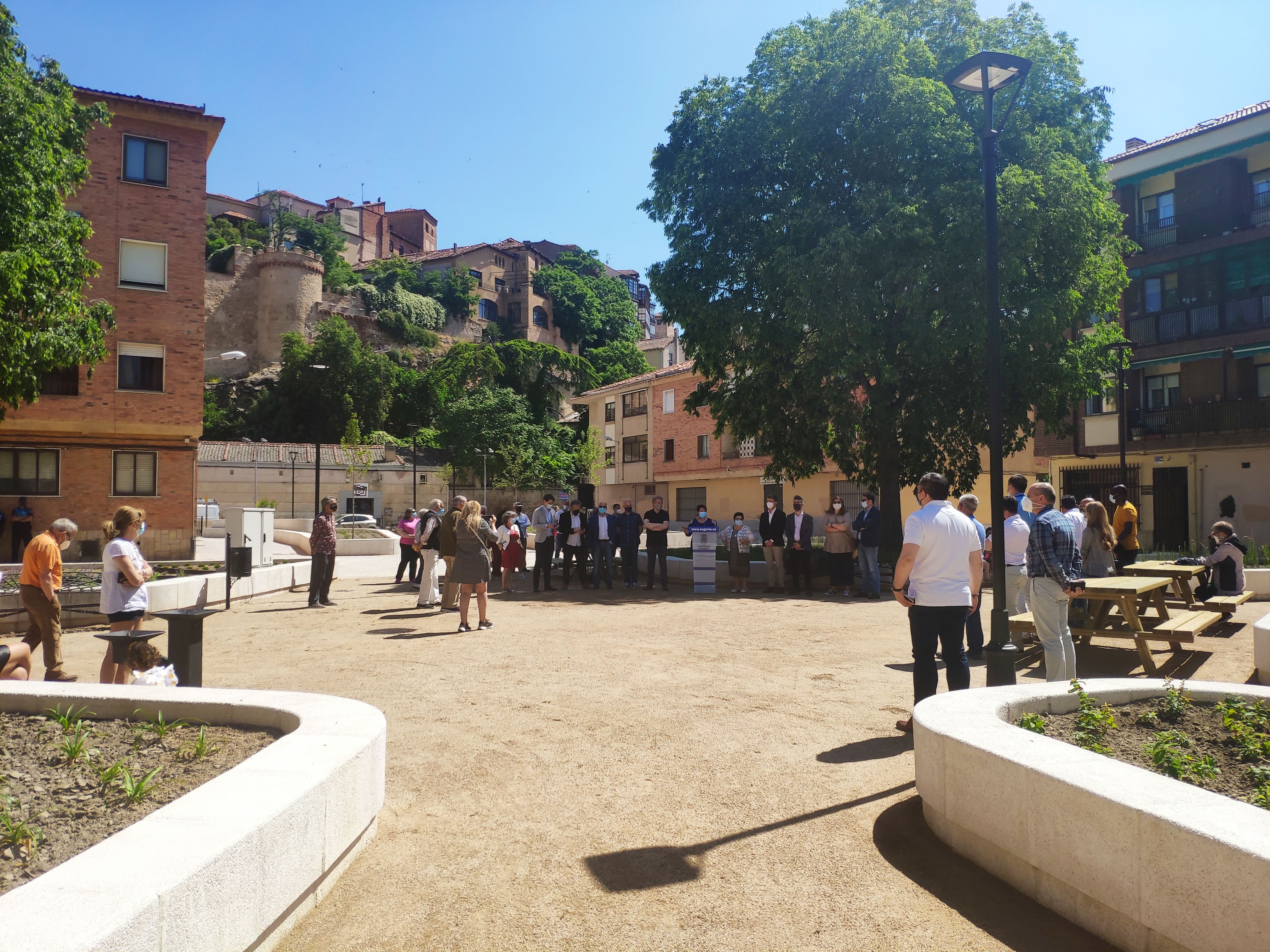 Reurbanización plaza de la Morería