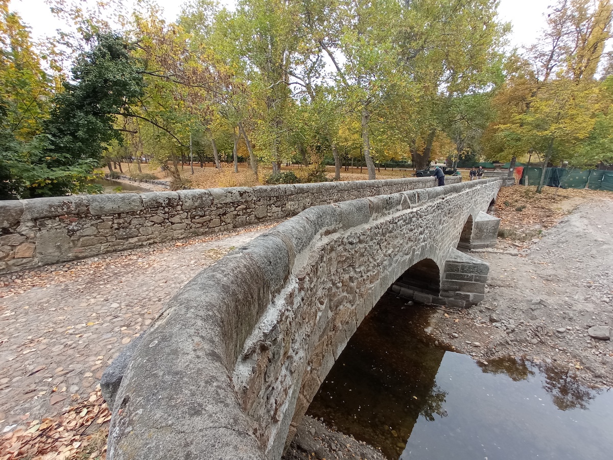  Puente de la Alameda