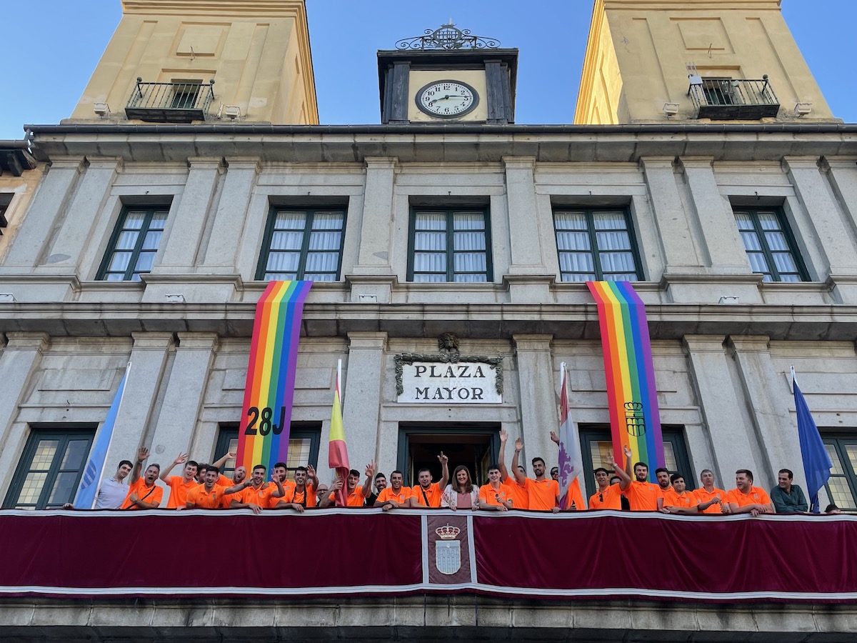 2022-06-28 Recepción Unami en el Ayuntamiento Balcón