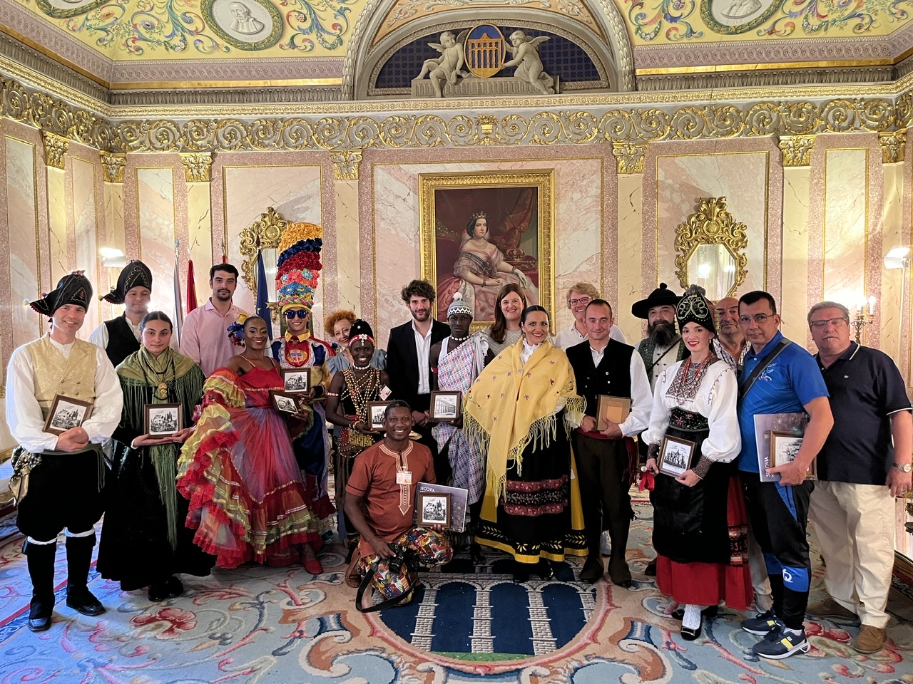 Recepción participantes XXXIV Festival Folclórico Internacional la Esteva