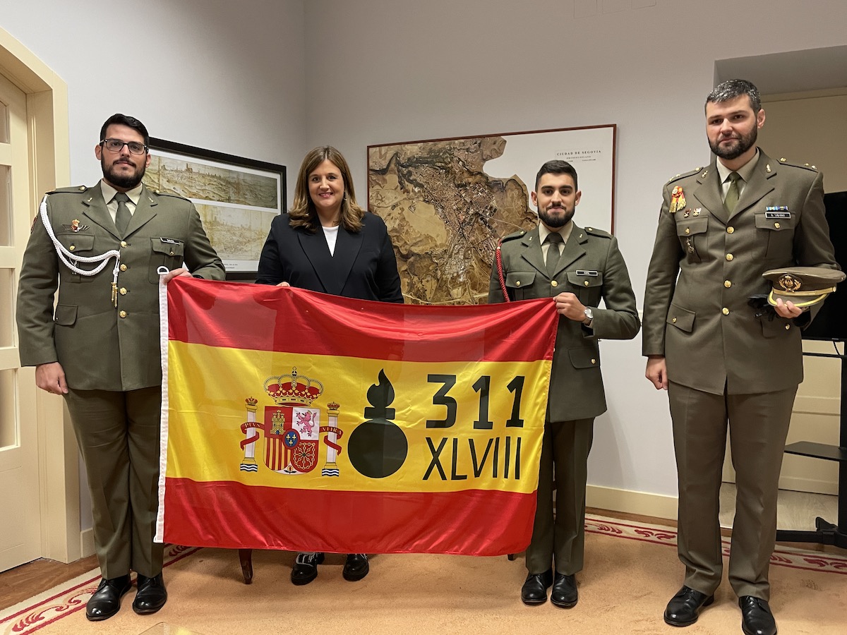 Entrega bandera Academia de Artillería