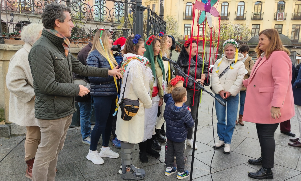 Villancicos ucranianos en agradecimiento a la ciudad