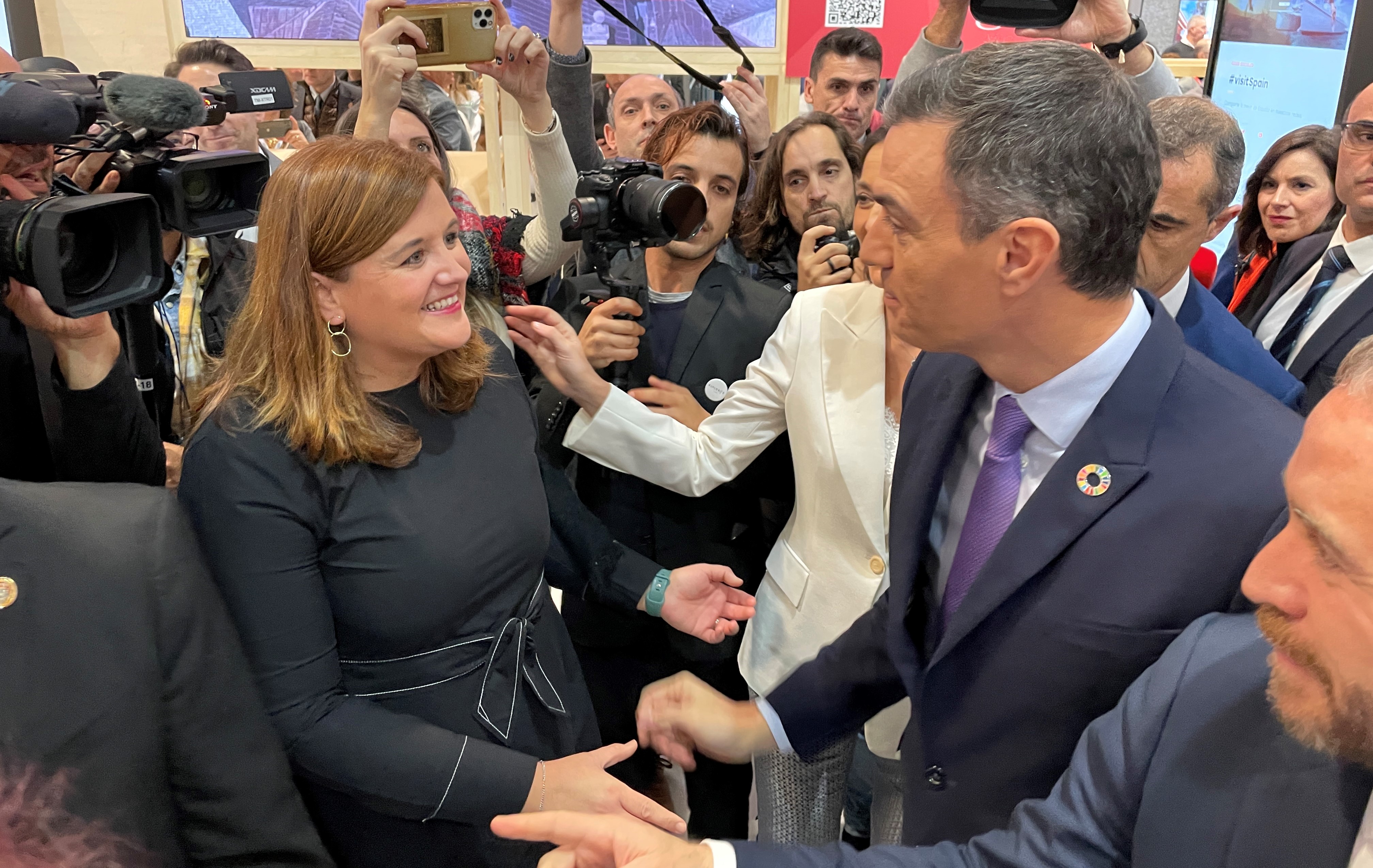 Alcaldesa y presidente Gobierno en FITUR