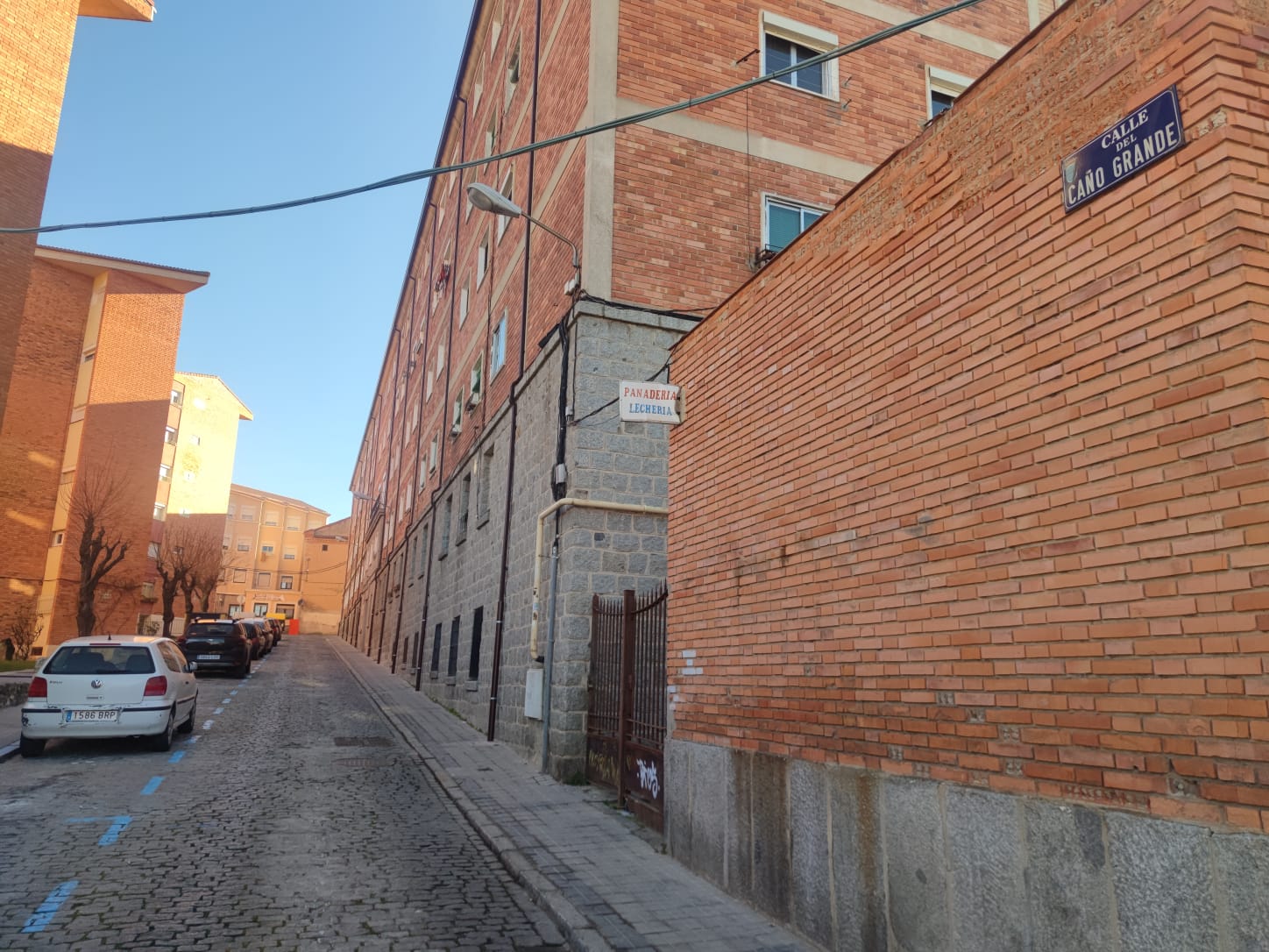 Renovación de redes y asfaltado de la calle Caño Grande 2