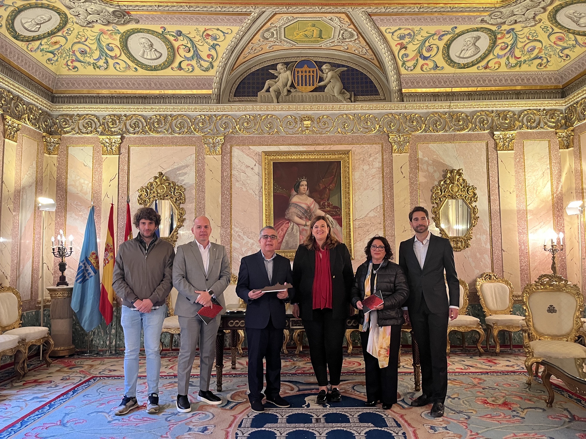 Encuentro de trabajo con Embajador de Cuba en España