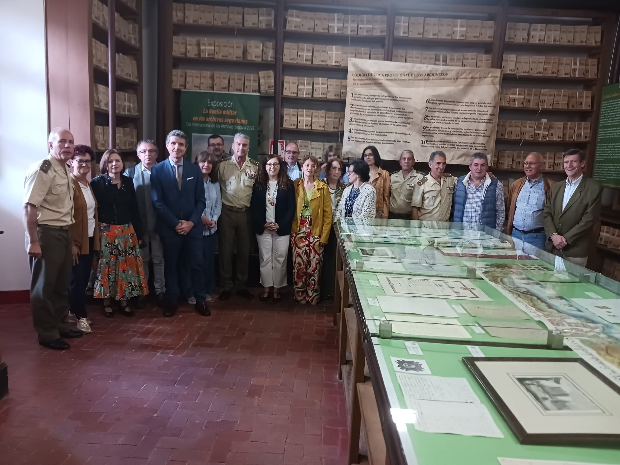 Inauguración exposición día internacional archivos