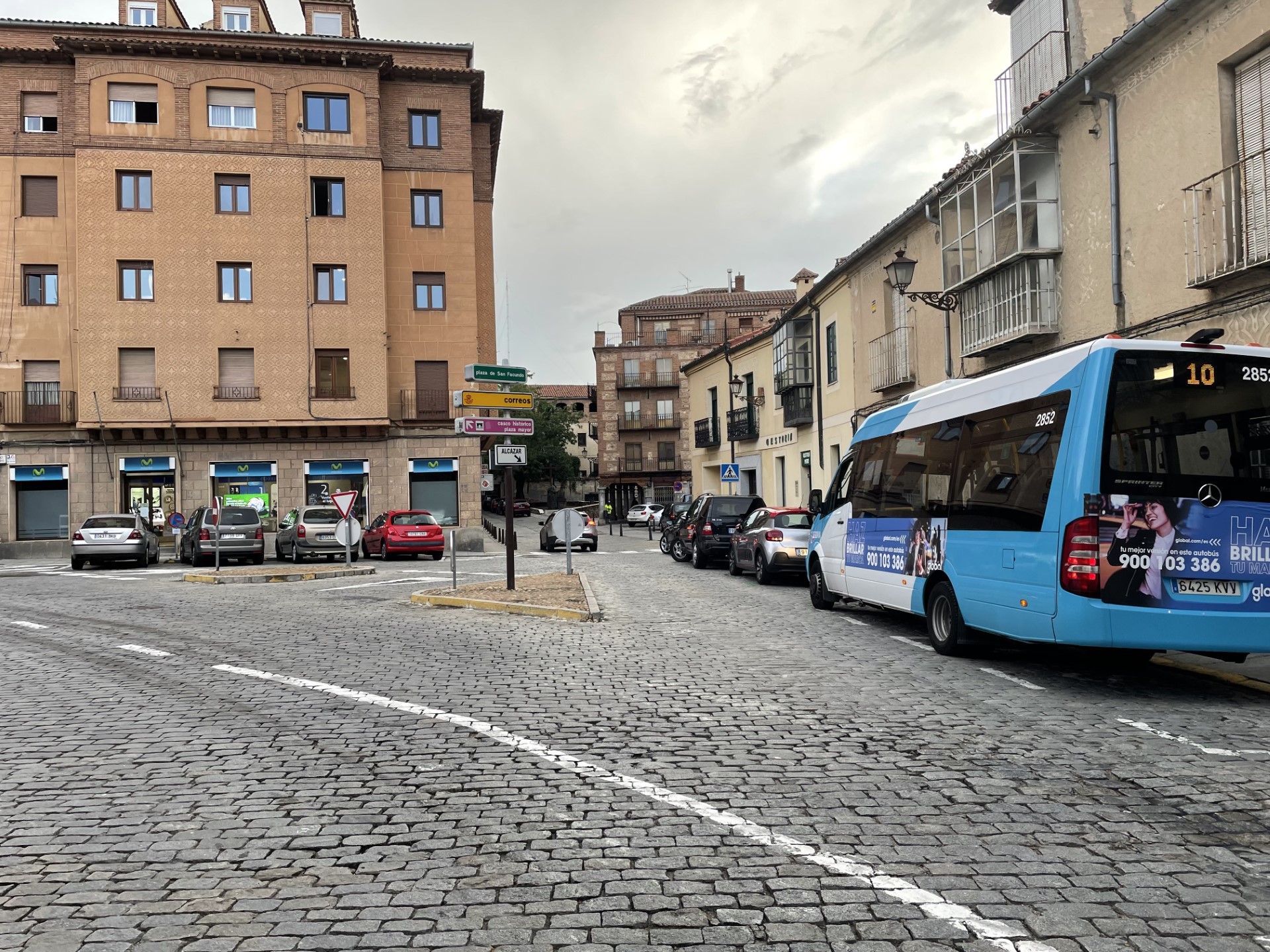 Plaza de San Facundo autobuses
