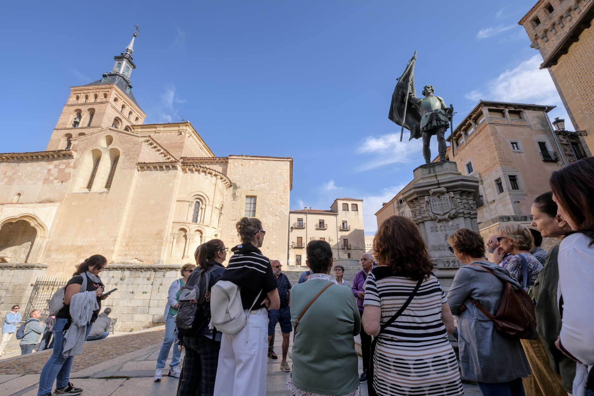 Visita Guiada Santa Teresa Jesus Segovia Plaza Medina Campo Iglesia San Martin
