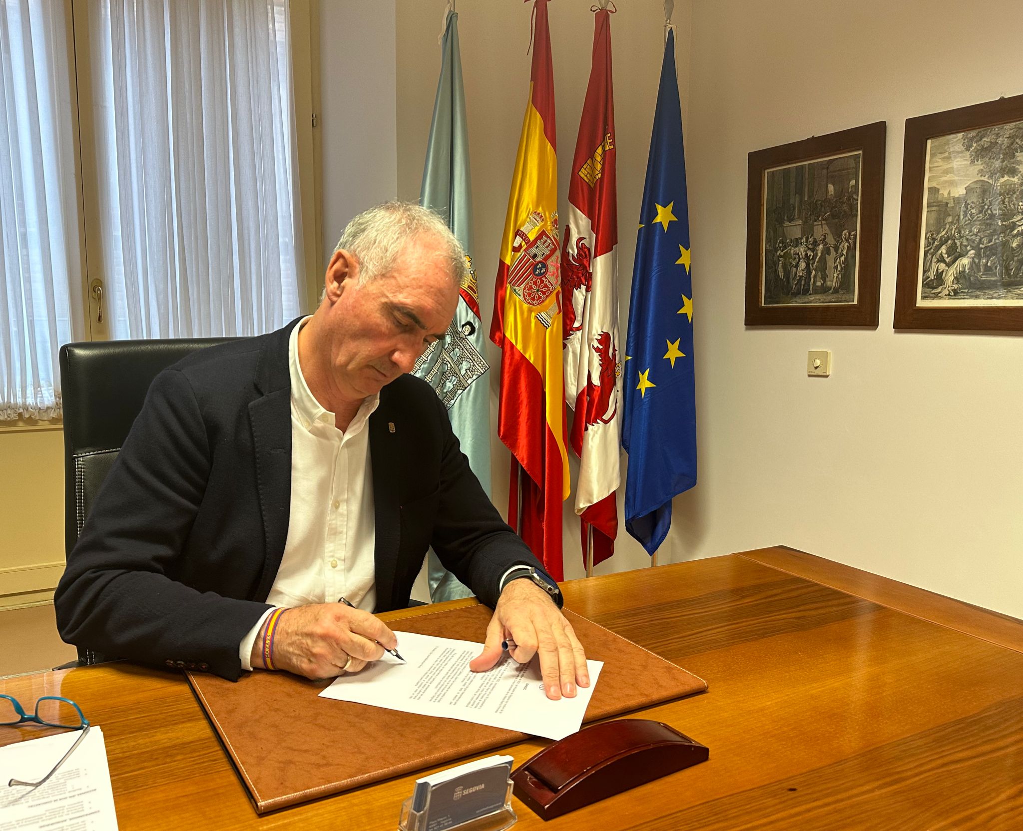 Firma del Bando 30 de octubre