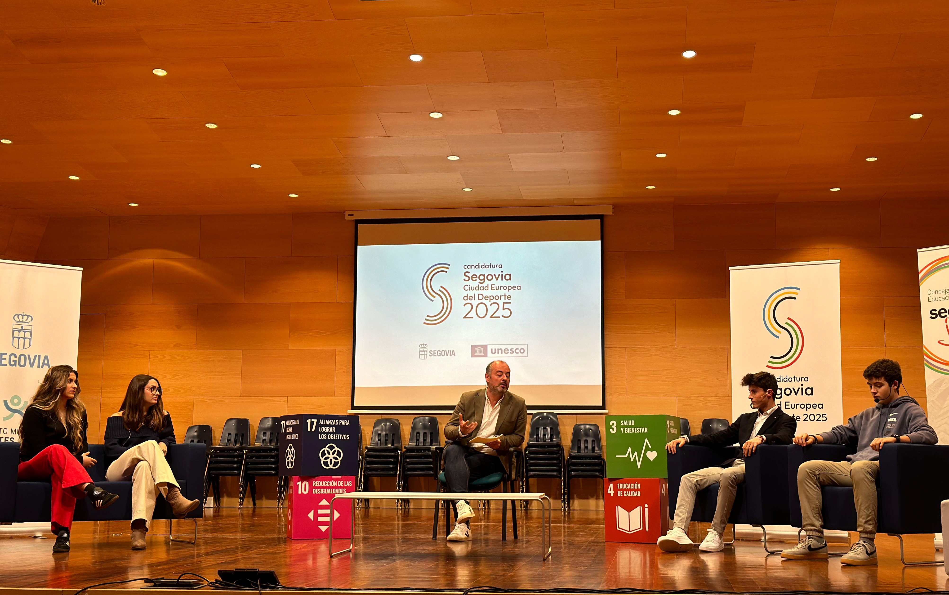 Mesa redonda Ser deportistas 