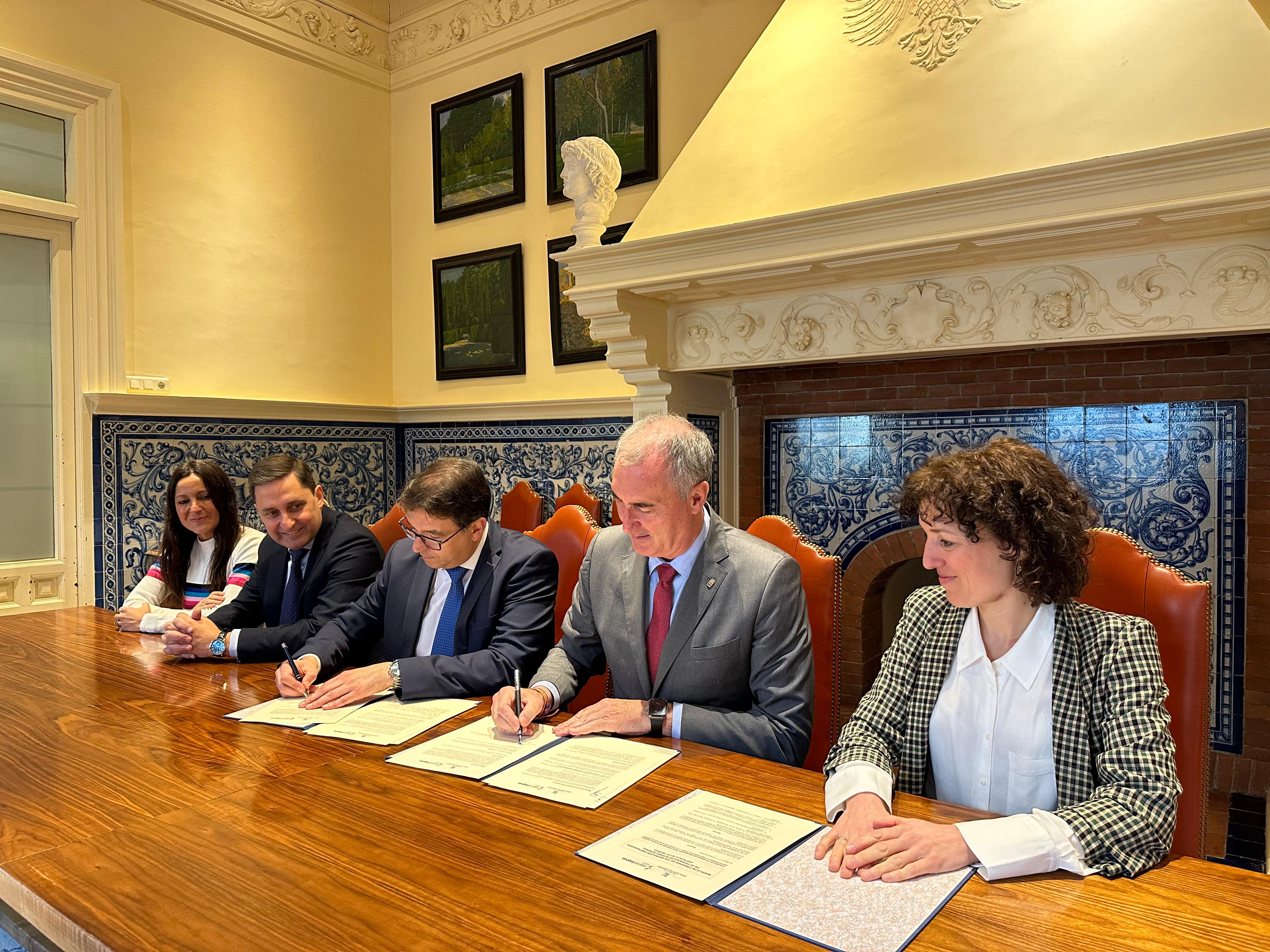 La Fundación Don Juan de Borbón y Fundación Caja Rural firman un acuerdo de colaboración