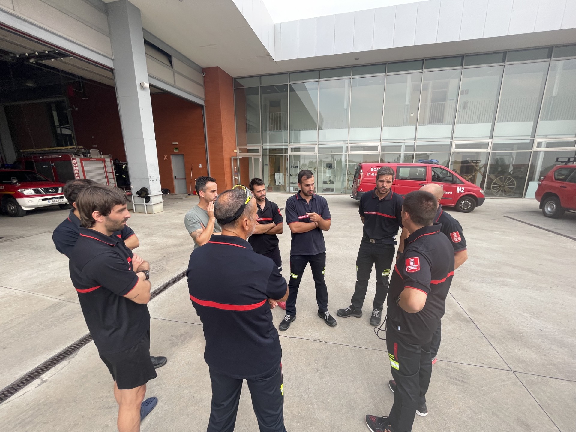 Bomberos desplazados a León
