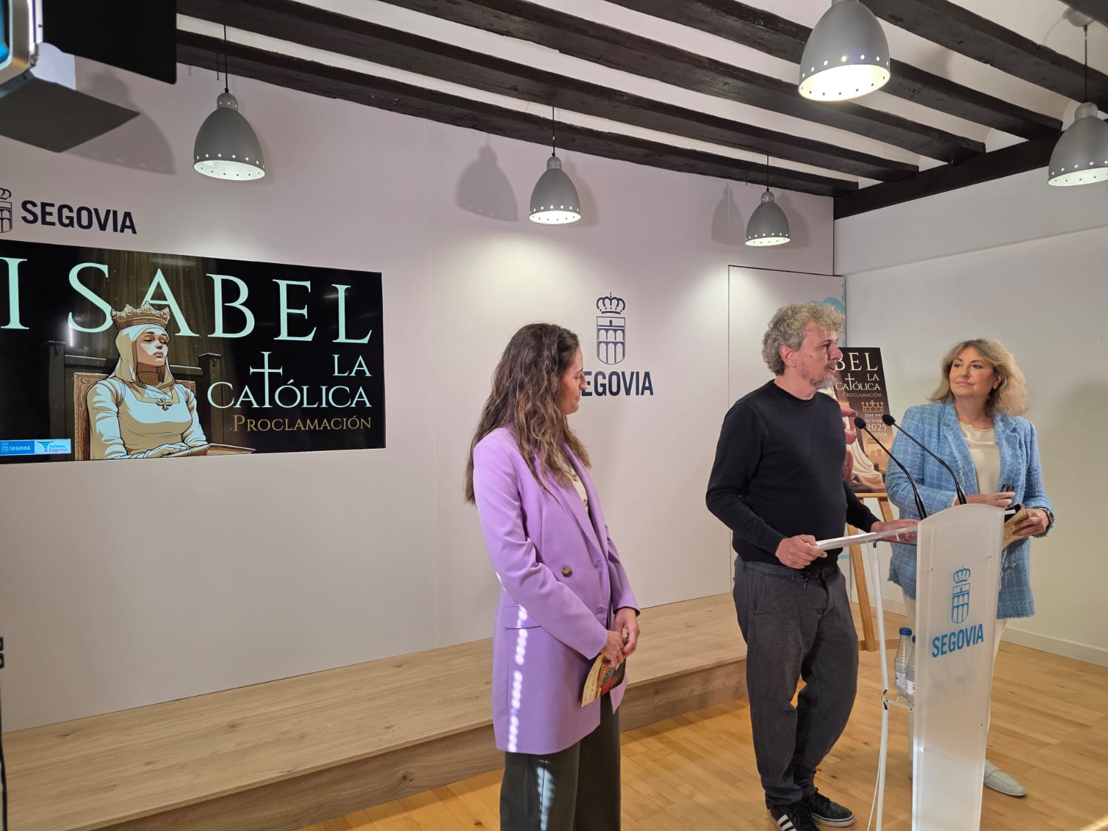 Presentación recreación proclamación Isabel I