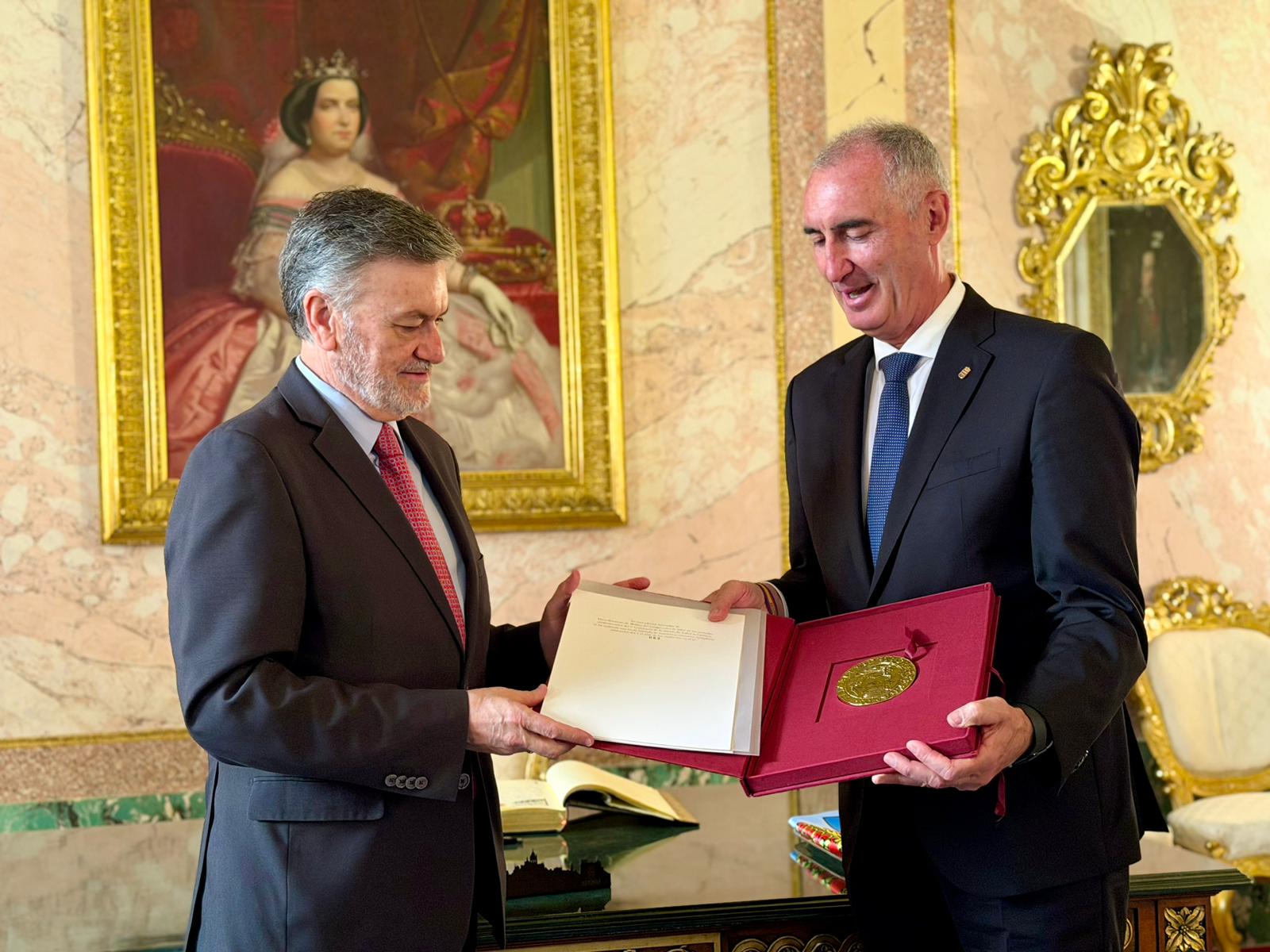 Visita institucional presidente de las Cortes
