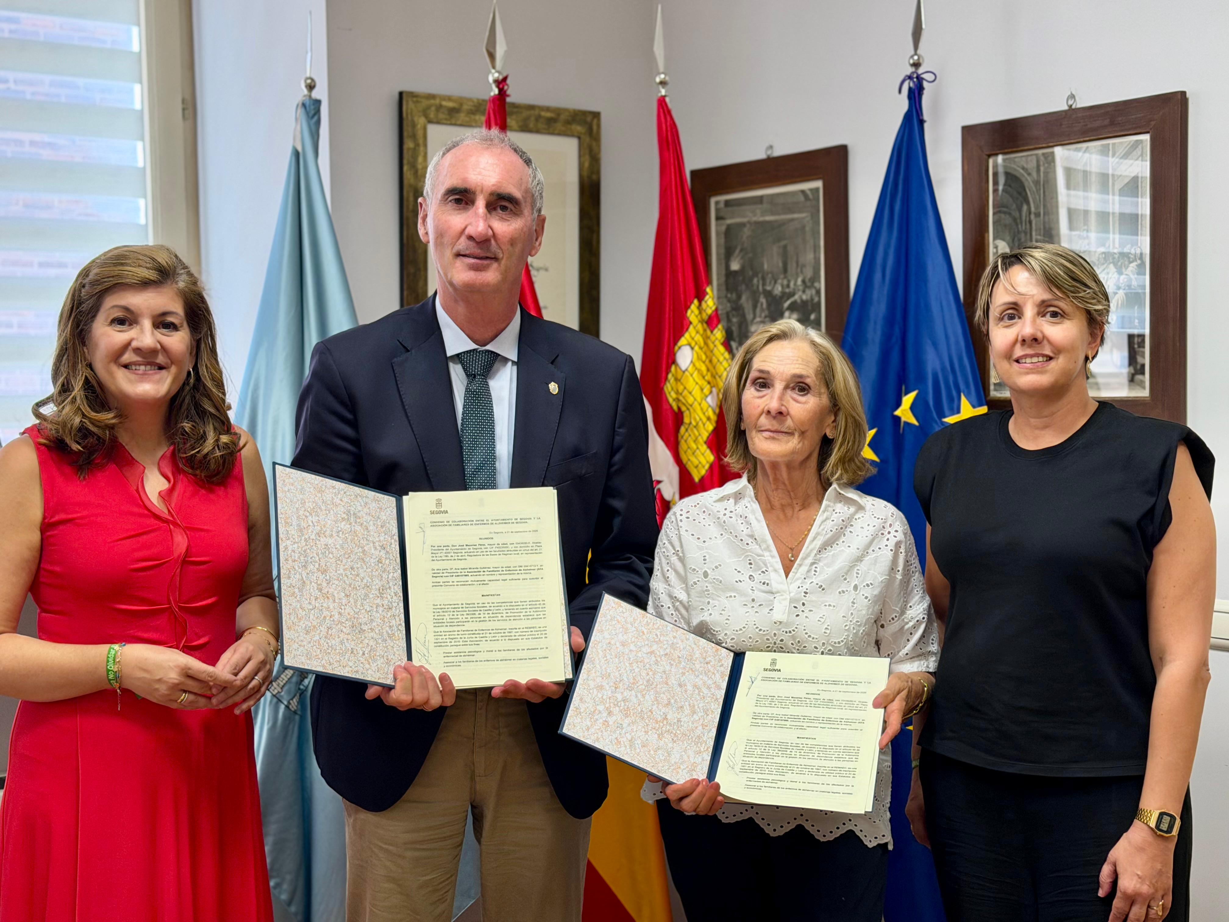 Firma del Convenio con la asociación Alzheimer