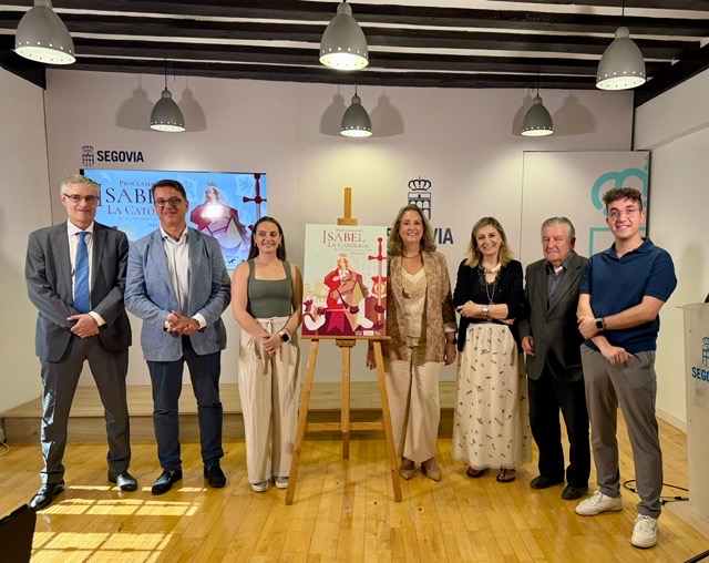 Presentación de la III recreación de la coronación de Isabel