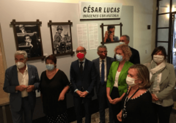 2020-09-07 Exposición Cesar Lucas Hay Festival 1