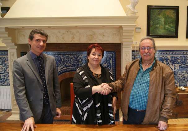  2016-11-10 Firma convenio Federacion Sordos