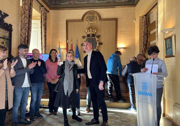 Entrega premios carrera Fin de Año salón 3