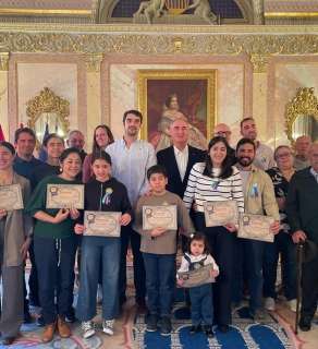 Entrega de los “majos” y “majas” y personas centenarias con motivo de la fiesta de San Frutos