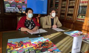 Alcaldesa presenta con concejal de Cultura programa Carnaval 2022