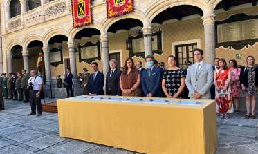 2022-06-10 Entrega segovianos honorarios Academia