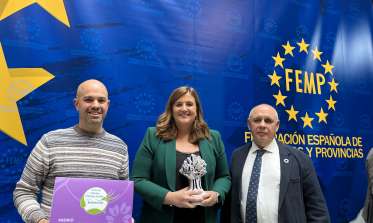 Recogida del premio Medio Ambiente FEMP
