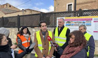 El concejal Miguel Merino, en la visita institucional a las obras de la CL-605