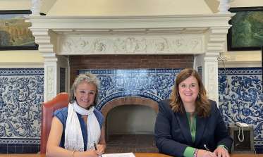 Firma del convenio de la 37 edición de Titirimundi