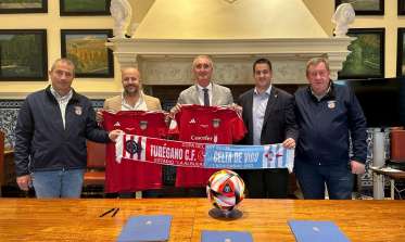 Firma convenio Turegano CF partido copa del Rey