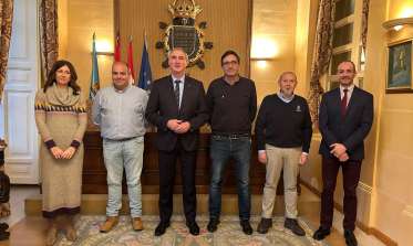 Toma de posesión de un técnico de Formación y empleo, otra de ayudante de pintura y una de portero de colegio.