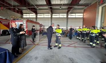 Entrega de distinciones a los bomberos de Segovia que llevan 15 y más de 25 años