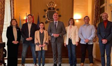 Toma de posesión cuatro nuevos trabajadores del Ayuntamiento de Segovia