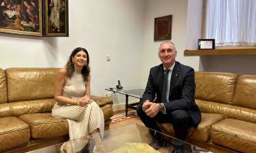 visita oficial que ha realizado la delegada territorial de la Junta de Castilla y León al Ayuntamiento de Segovia.