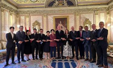 Visita de una delegación de Gangdong-Gu