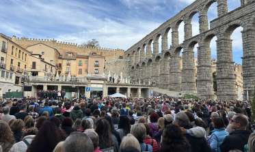 La marcha “Segovia da un paso solidario”