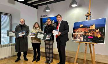 Correos presenta el sello dedicado al aniversario de la proclamación de Isabel