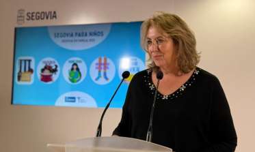 May Escobar en la presentación Campaña Turismo Familiar