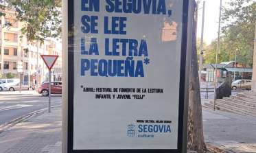 Mupi de la campaña creativa campaña para visibilizar la amplia oferta cultural de la ciudad