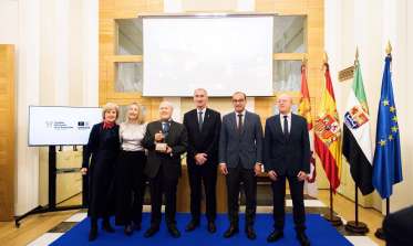 El Grupo de Ciudades Patrimonio entrega en Cáceres su premio anual a la Fundación Tatiana