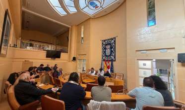 Reunión de trabajo con las asociaciones de peñas