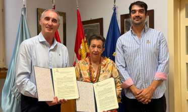 Firma convenio con la asociación de Vecinos de Santa Eulalia
