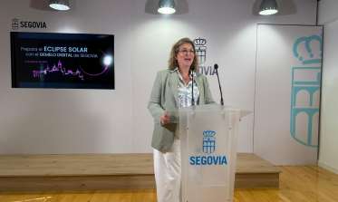 May Escobar presentando el Gemelo Digital de Segovia mostrará a la ciudadanía los mejores lugares para observar el eclipse total