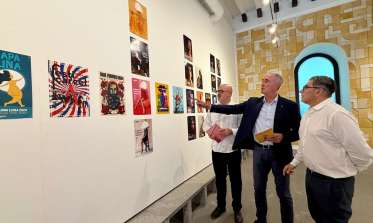 Exposición de carteles en la Casa de la Lectura