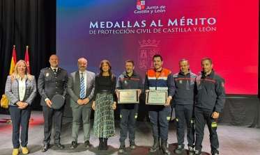 Reconocimiento al Servicio de Extinción de Incendios y a la agrupación de Protección Civil de Segovia