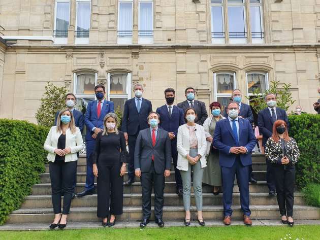 Turoperadores de Francia se reúnen con las Ciudades Patrimonio y Paradores en París