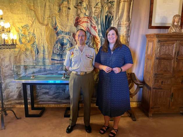 Recepción y reunión con Coronel Alcaide del Alcazar