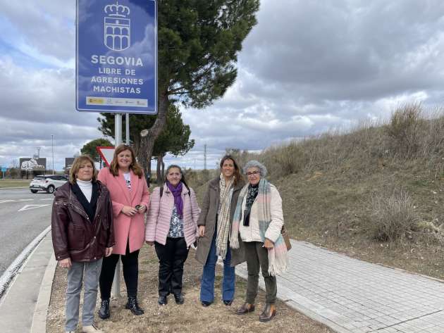 Señales Segovia libre de agresiones machistas con Segovia Feminista