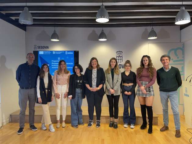 Representantes de la convocatoria de Primera experiencia profesional
