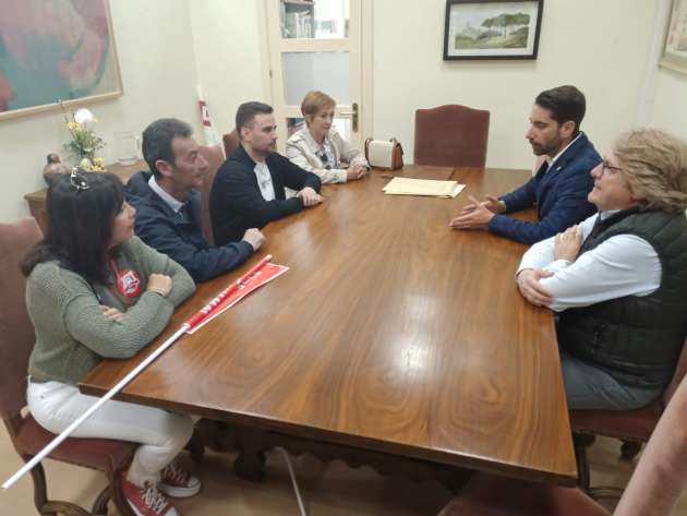  Reunión sindicatos ante el conflicto laboral limpieza edificios 